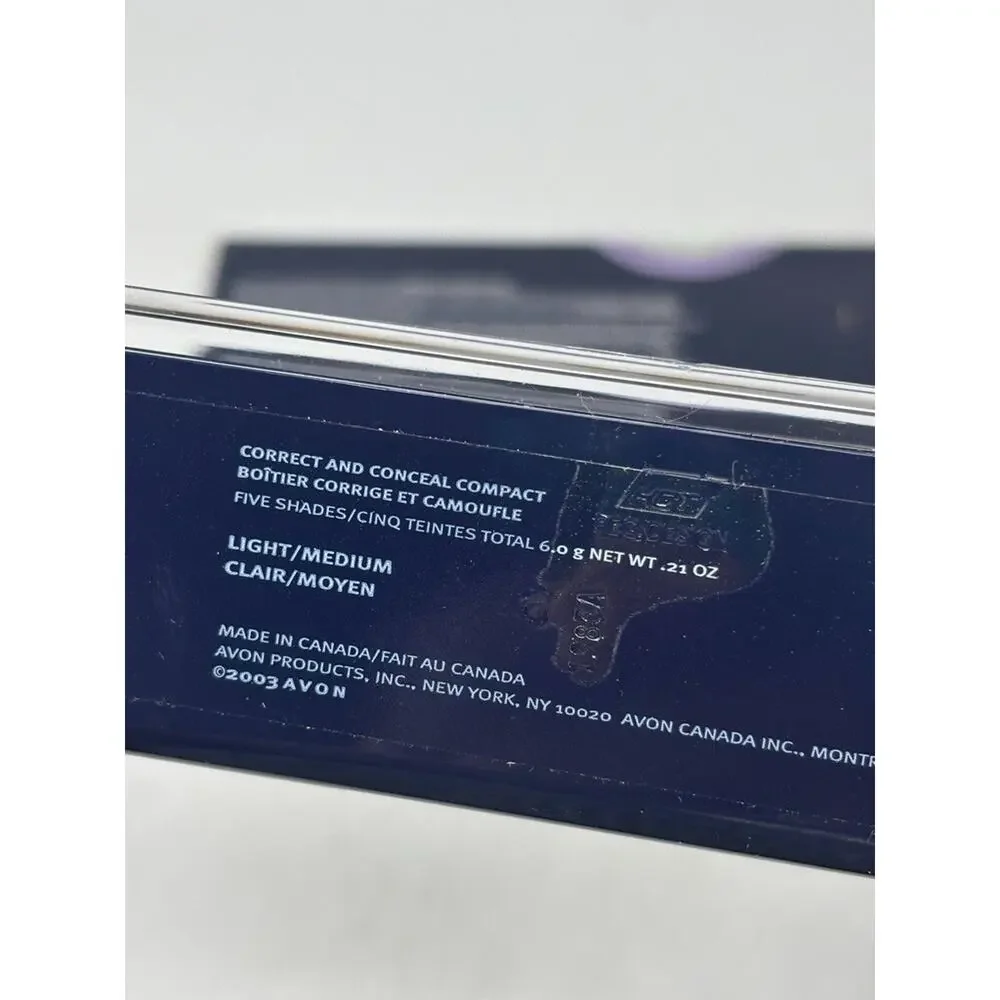 AVON Correct and‎ Conceal Compact - Five Shades Medium/Darkz